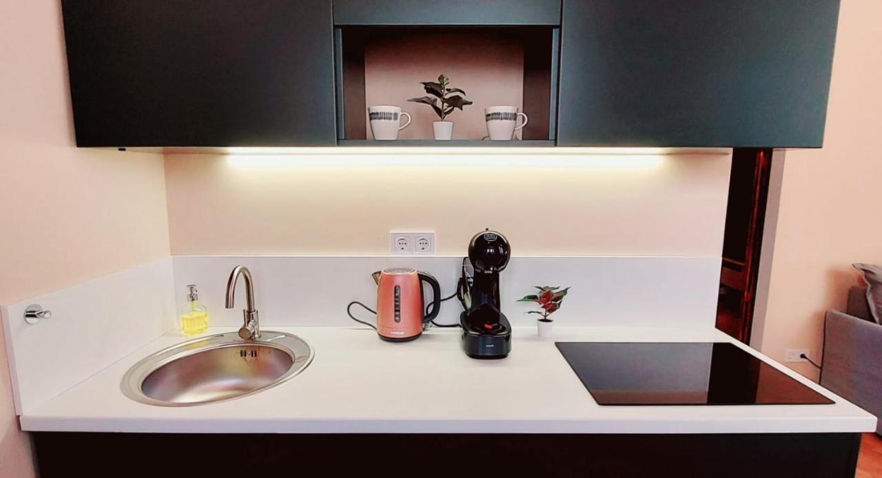 A+ Budapest Downtown Apartments Akacfa Luaran gambar