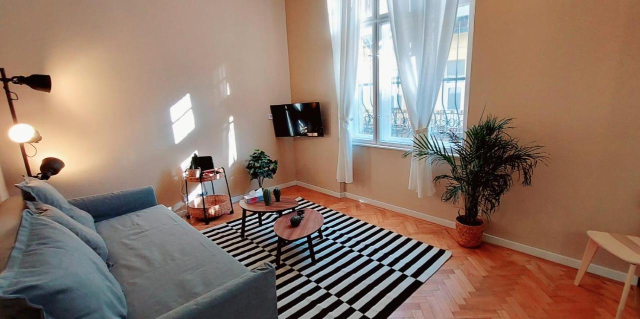 A+ Budapest Downtown Apartments Akacfa Luaran gambar