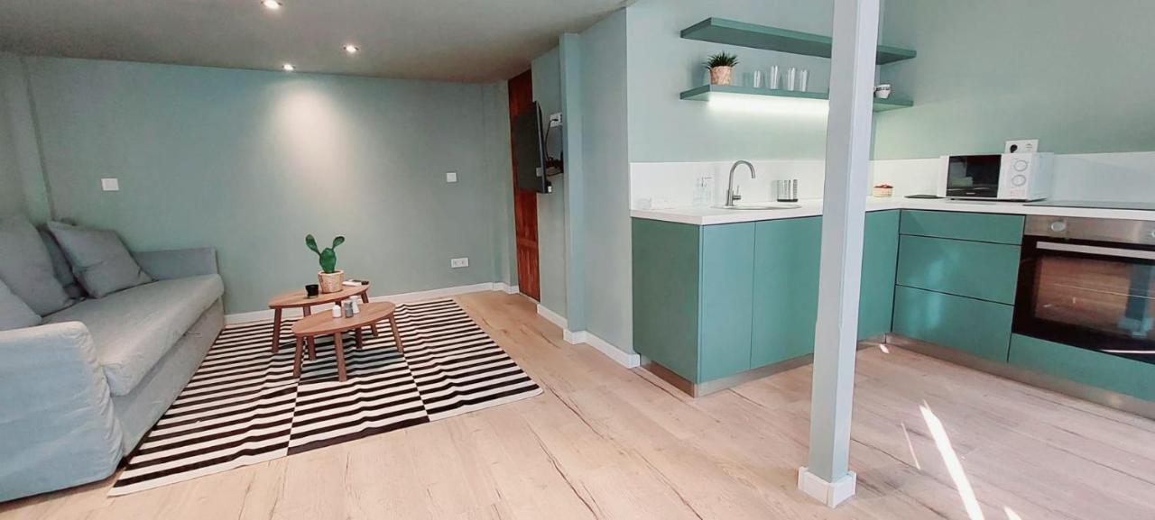 A+ Budapest Downtown Apartments Akacfa Luaran gambar